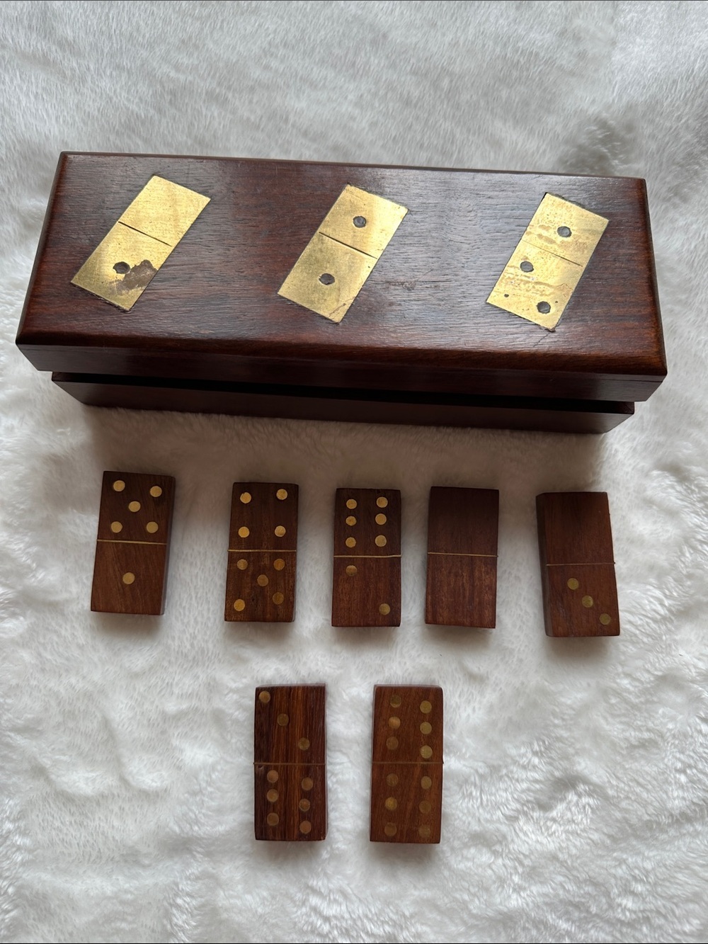 THE BOMBAY COMPANY Vintage Mahogany Domino Set Brass Inlays Classic Collectable